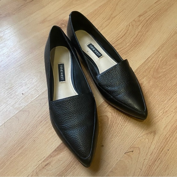 Nine West Flats - Picture 5 of 10